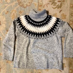 Chic Gray and Black Women's Turtleneck Sweater
